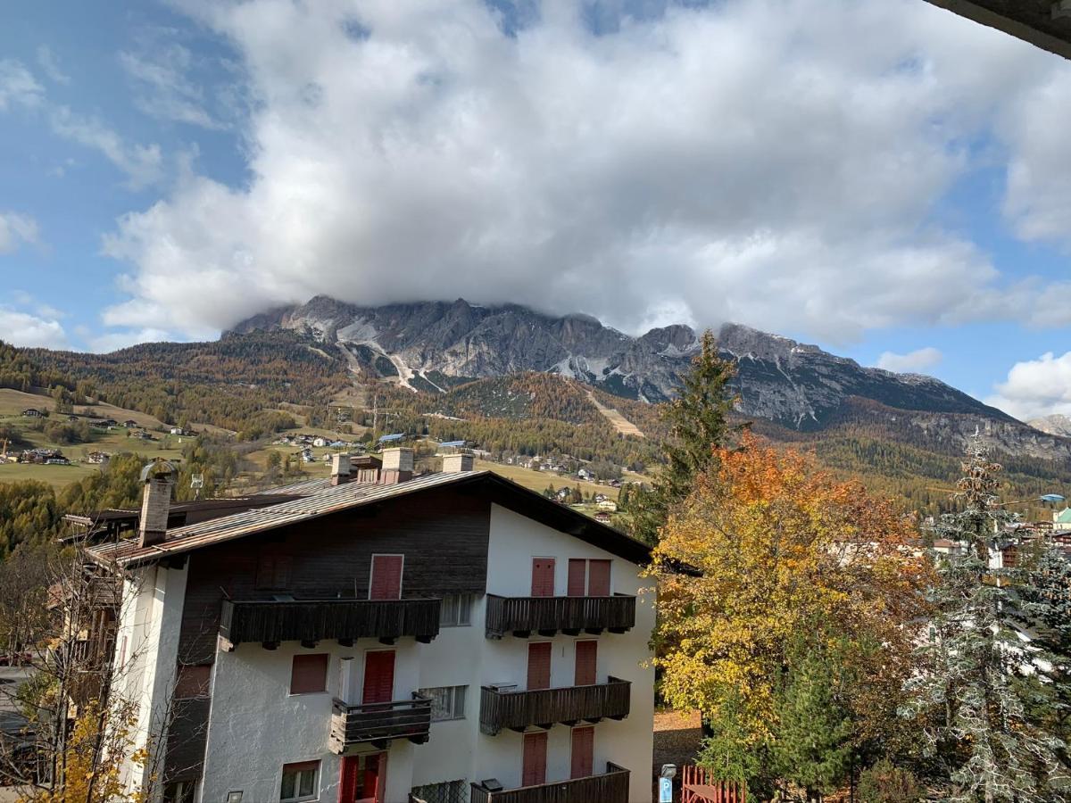Hotel Serena Cortina Cortina dʼAmpezzo Dış mekan fotoğraf