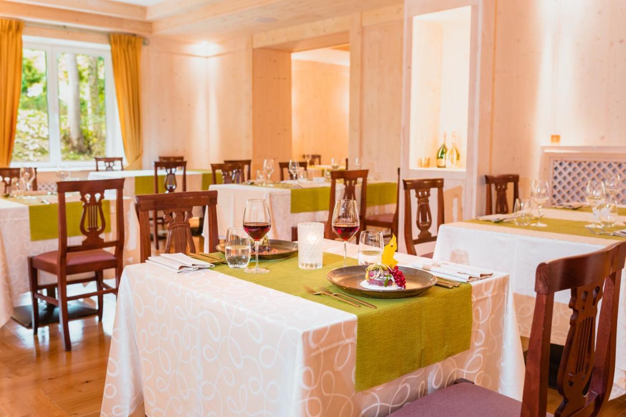 Hotel Serena Cortina Cortina dʼAmpezzo Dış mekan fotoğraf